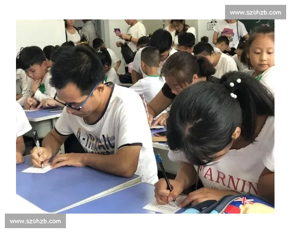 南疆绿茵星火燃